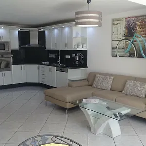 Happy Days Apartment Puerto del Carmen (Lanzarote)